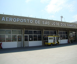 Imagem externa do Aeroporto de So Jos dos Campos - Professor Urbano Ernesto Stumpf